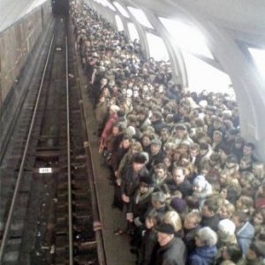 час пик в метро