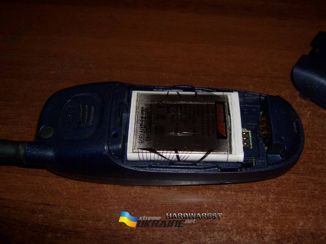 Mitsubishi Trium с аккумулятором Nokia