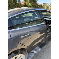 Дверь в сборе задняя правая Tesla Model 3 19 графит 1081440E0C 